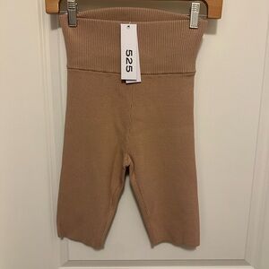 525 America Revolve Ribbed Knit Shorts in Tan. NWT.